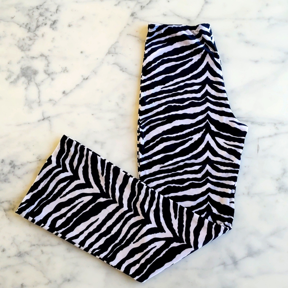 NWOT. Black and White Zebra Prints High-Waisted Stretch Velvet Flare Pant.